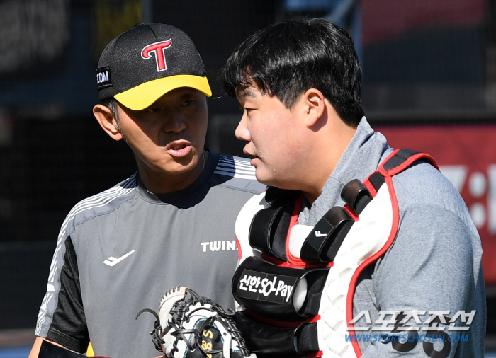 레전드 포수 박경완에게 배우는 특별한 훈련, 프로 2년 차 루키 김범석 …