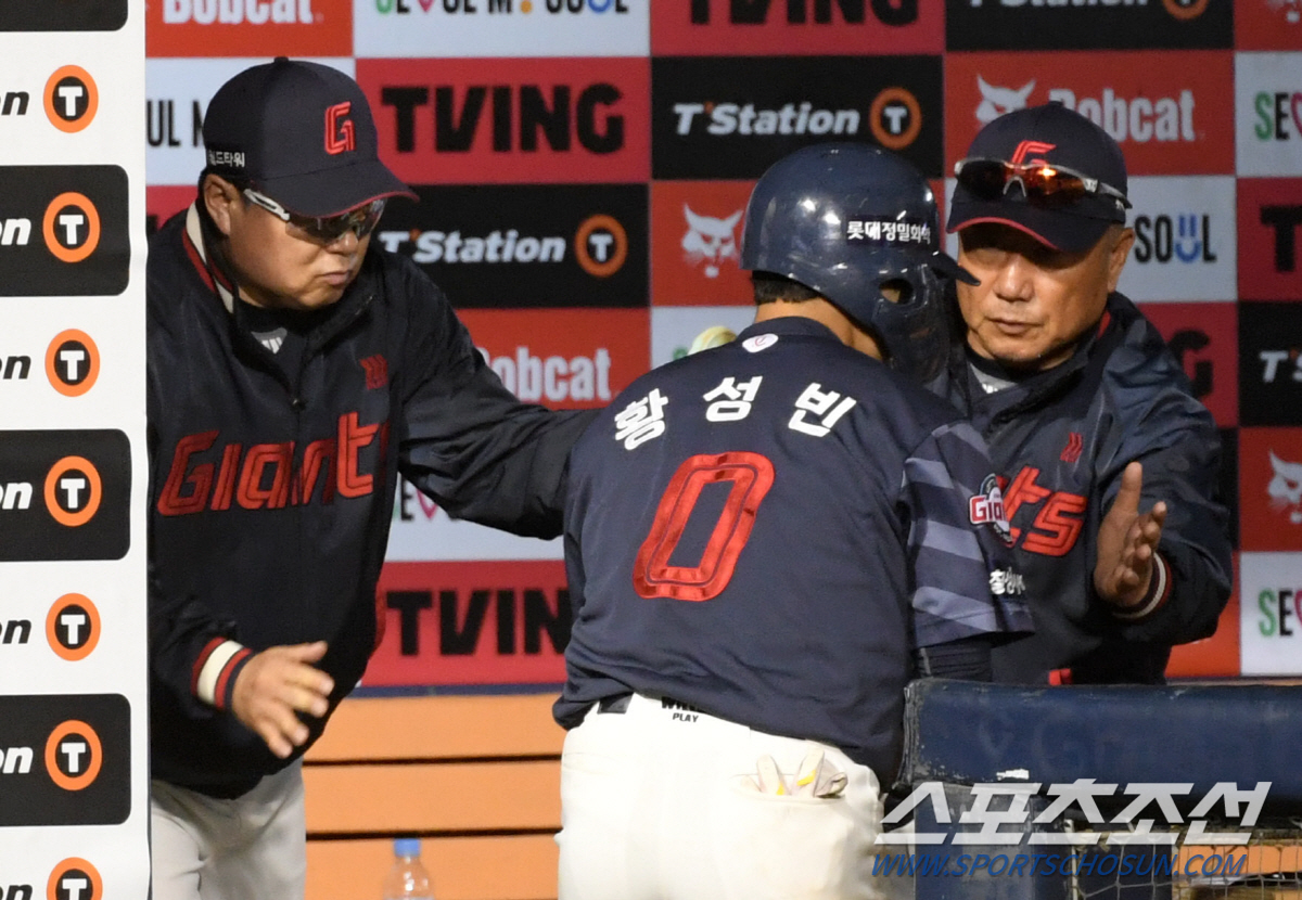 '게임 차 0'  한화 삼성도 경험한 환희, 외인+구단주 '롯데의 시간'…