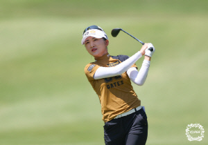 이예원 vs 윤이나, 한주 만의 리턴 빅매치 성사...결승 길목에서 양보 없는 샷 대결, 박현경 vs 이소영도 4강행