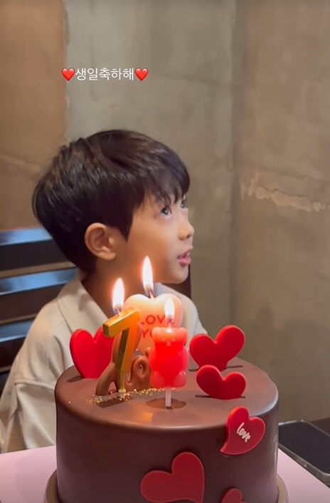 율희, 전남편 최민환과 子 생일파티 했나.."다 같이 밥 먹자고 약속"