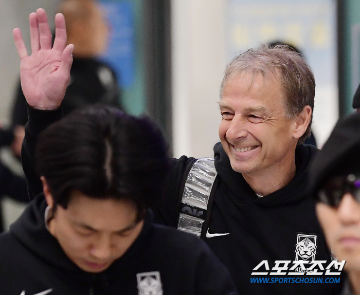 전술 분석 능력도 없으면서...'한국 최악 사령탑' 클린스만 "알론소의 …