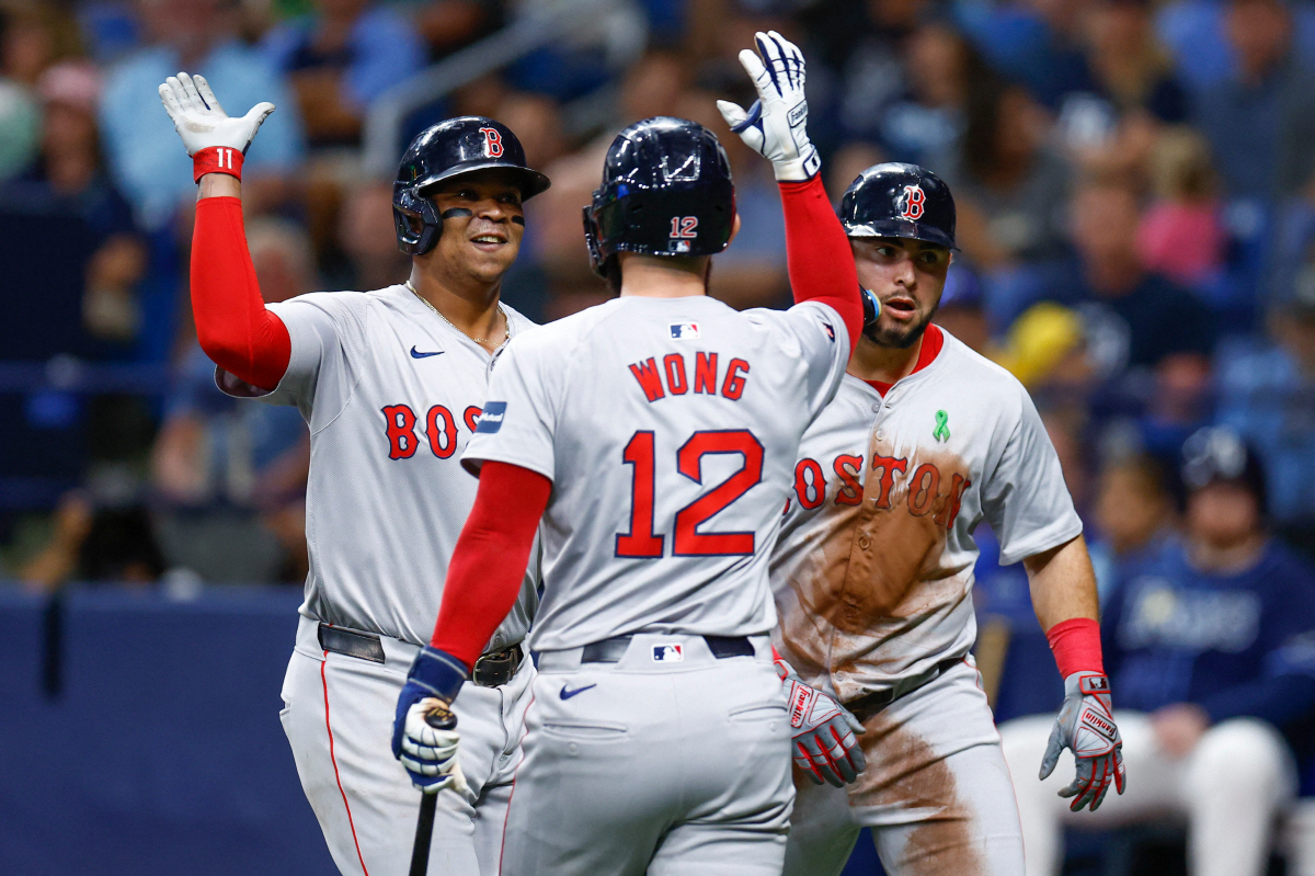 124년 역사 '구단 新' 세웠다…MLB 기록 넘어서야 '이대호'가 보인…