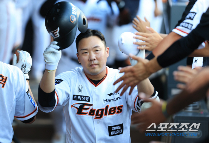 '꿈의 원투펀치 탄생' '류현진 연패 끊고 157km 문동주 2연승 만들…
