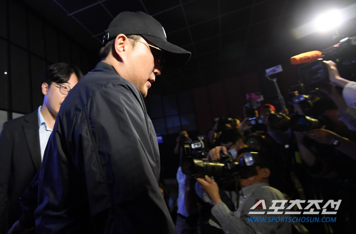 [SC이슈] "죄인이 무슨 말 필요하겠나"…'음주 뺑소니' 김호중, 8시…