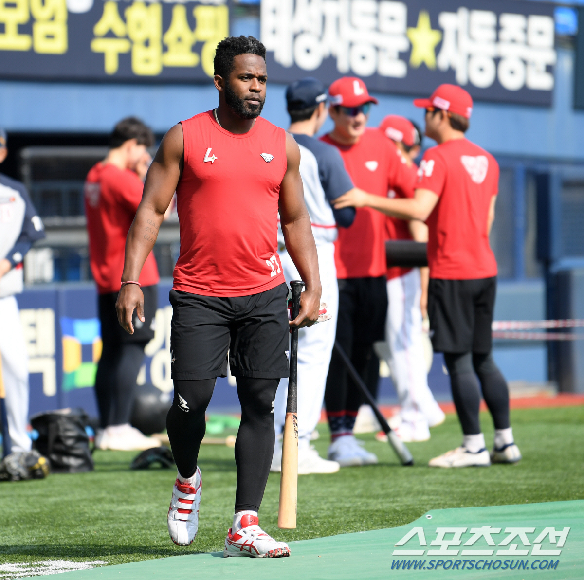 양의지 무심타법 흉내 내는 에레디아...미워할 수 없는 유쾌한 매력