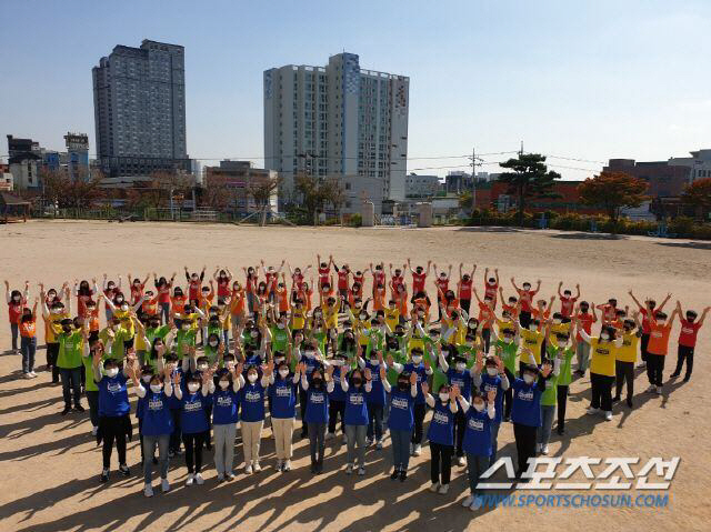 [스페셜리포트] "수학 풀면 교육이고 공 차면 노는 건가요" → '운동하…