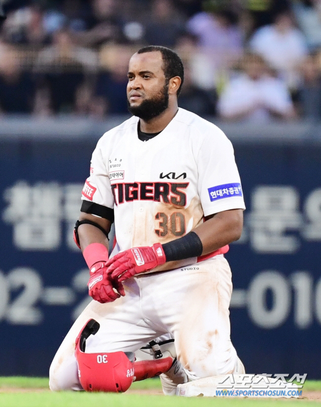 5월의남자 어디로? 추락하는 소크라테스, 마지막 찬스에 '대타' 굴욕…타…