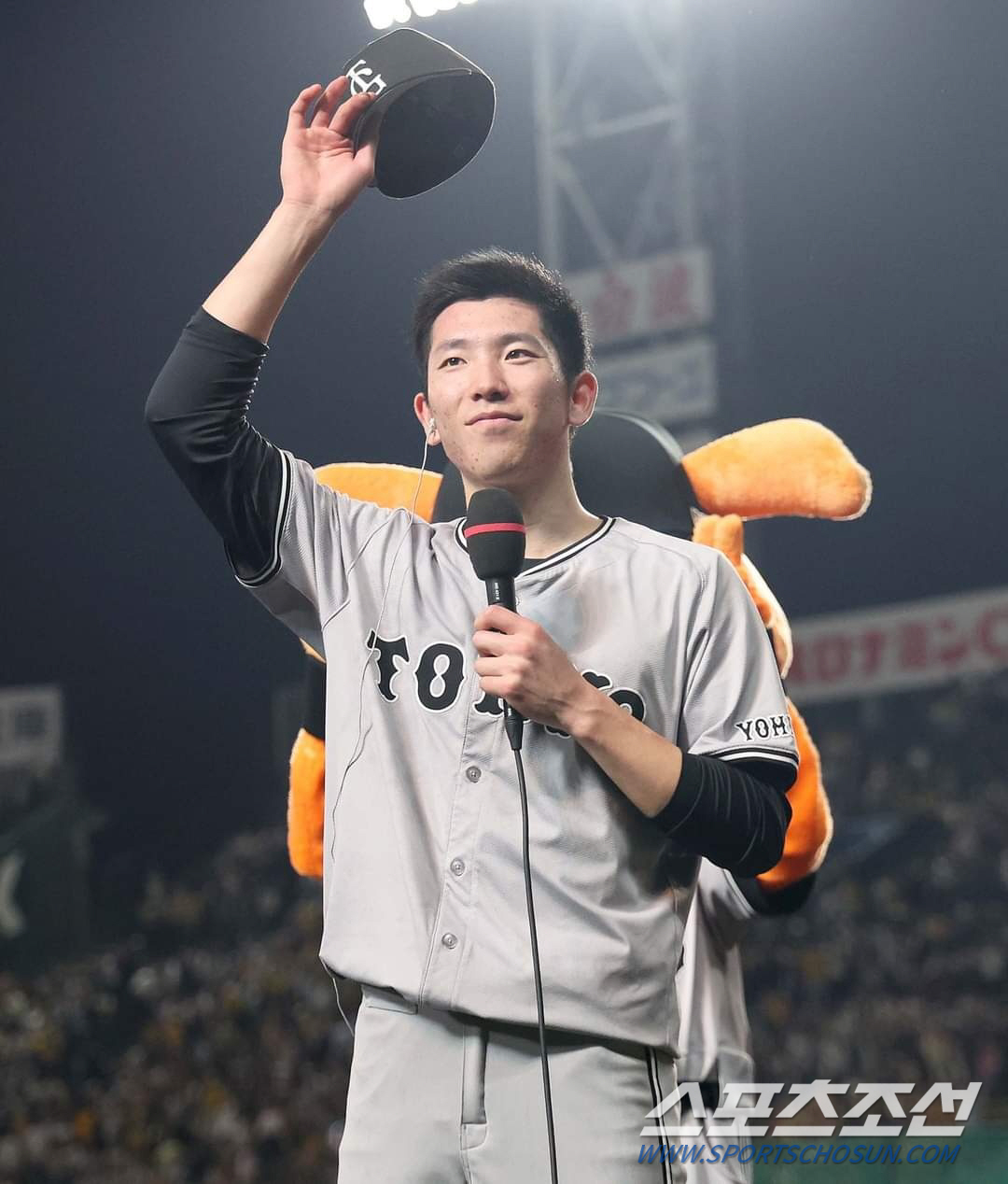 9회말 선두타자 볼넷 내보냈지만…123구 시즌 첫 노히트 노런, 숙적 한…