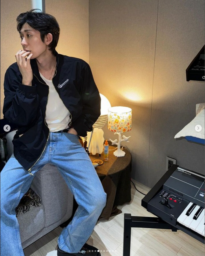 '6년째 열애 중' 코드쿤스트, 결혼설 부인 "절대 아닙니다"