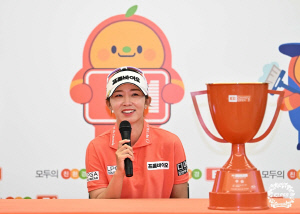 [KLPGA] '첫 우승' 배소현 