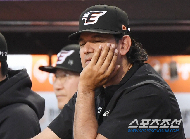 김응용→김성근→한용덕→수베로→최원호→? 레전드 우승 감독도, 프랜차이즈 …