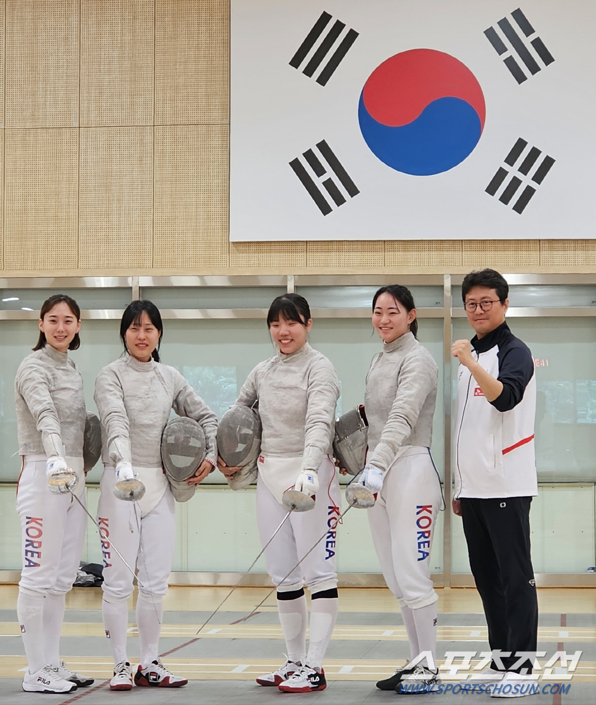 "뉴어펜져스도,금둥이도 목표는 오직 하나" 펜싱코리아의 금빛 결의[파리올…