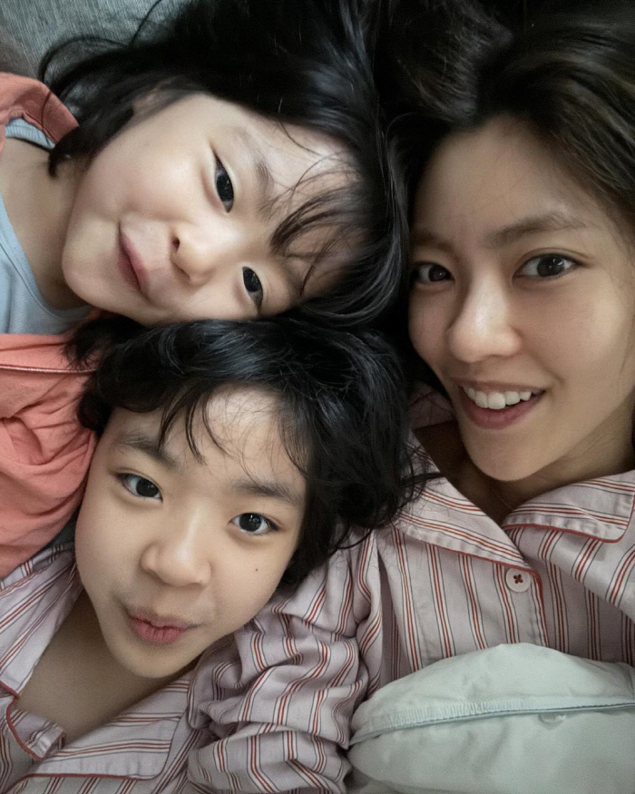 '치과의사♥' 이윤지 "가방만 다섯개..내가 이 구역 찐 엄마"