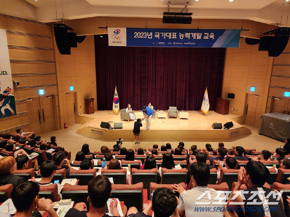 "유승민IOC위원X박인비 프로,국대들의 1타강사" 진천선수촌,29일 국대…