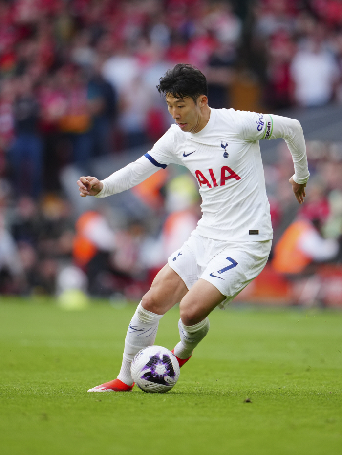 'SON보다 빨랐다' 토트넘의 총알탄 수비수, EPL 최고속도 1~2위 …
