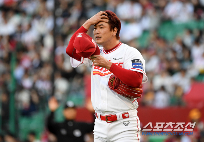 '161승 에이스가 2.2이닝 7실점 강판이라니...' 삼진 하나 못잡고…