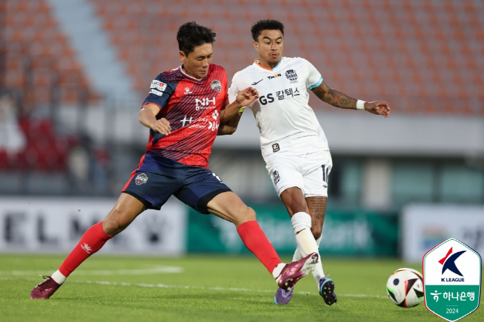 [현장리뷰]'10경기 무패' 김천 상무, '린가드 데뷔골 무산' FC서울…