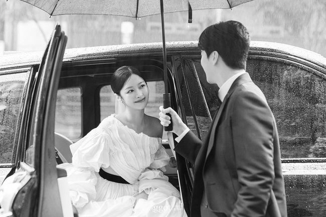 [전문] '새신랑' 천둥 "♥미미가 내 신부라니…다른 우주에 있는 것 같…