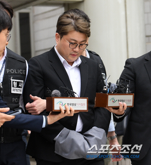 KBS, 김호중 한시적 출연정지.."음주 뺑소니+거짓말로 사회적 물의"[…