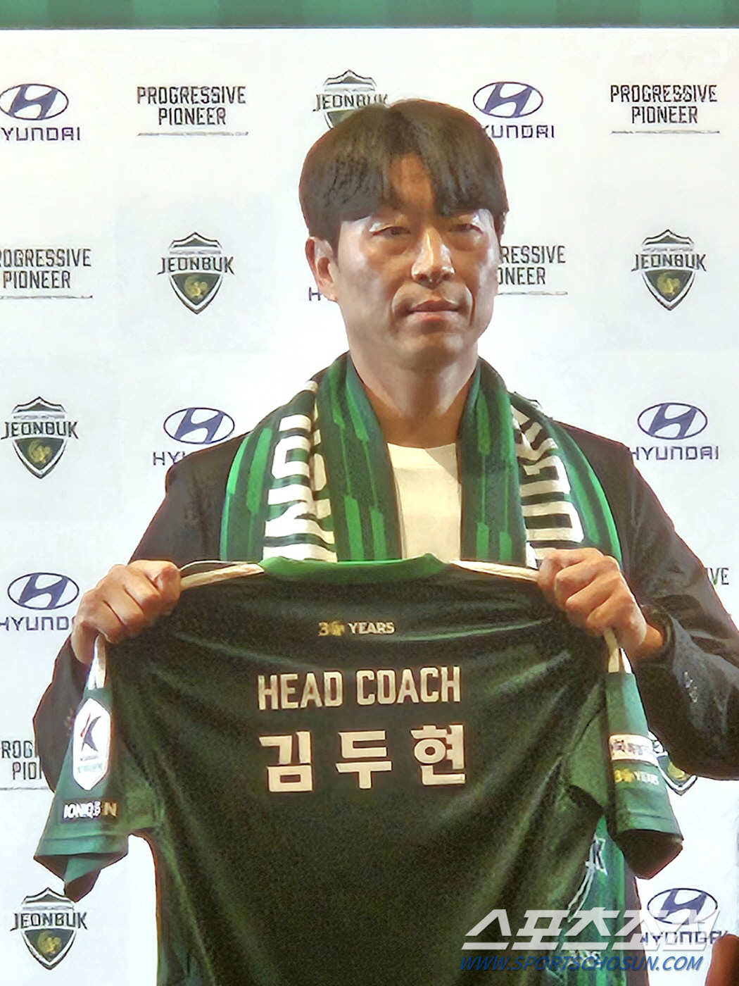 '준비된 초보사령탑' 김두현 전북 감독 "팬들이 납득할 즐거운 축구 펼치…