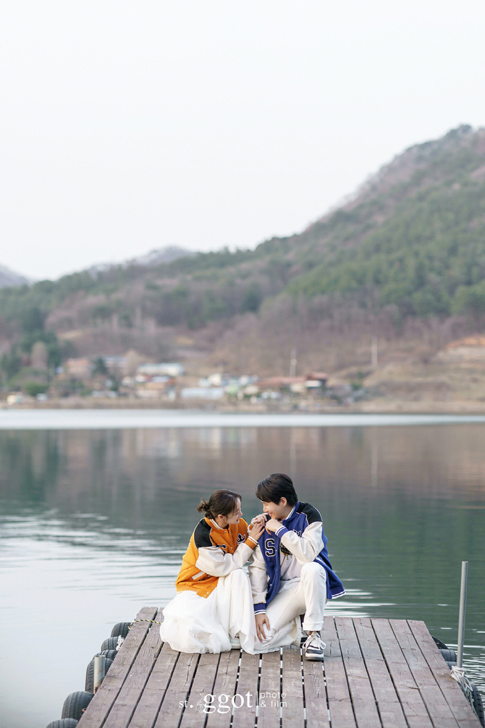 문지인♥김기리, 웨딩 촬영현장 최초 공개..뜻밖의 강풍에도 사랑 굳건