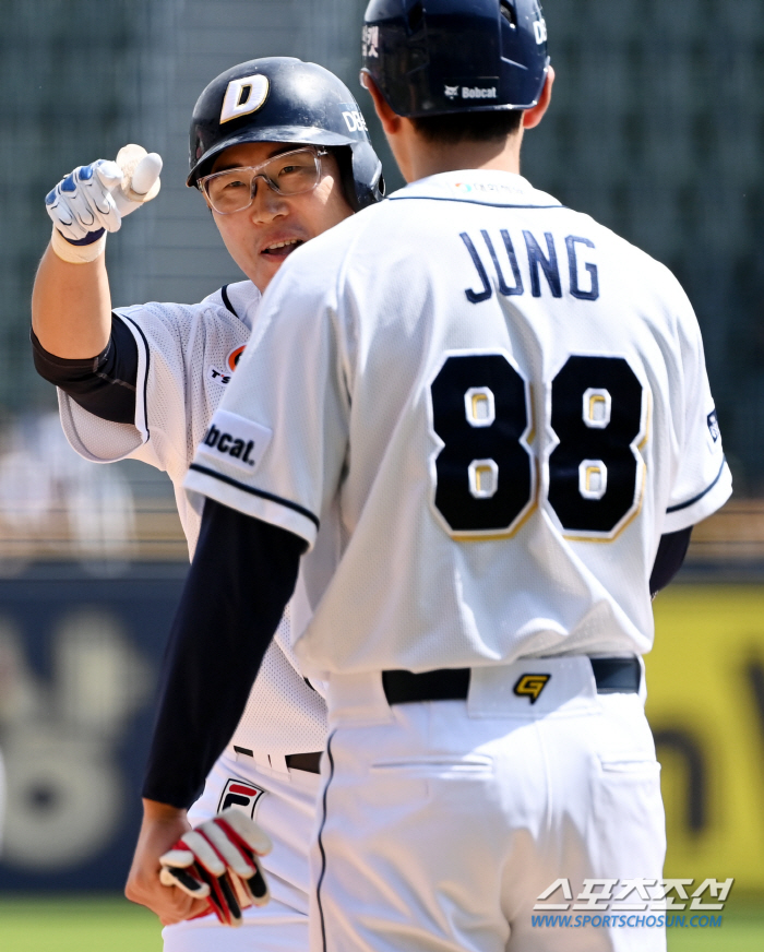 '타율 1위' 복귀가 가까워진다→'3타석 소화' 첫 실전 성공적…"감각 …