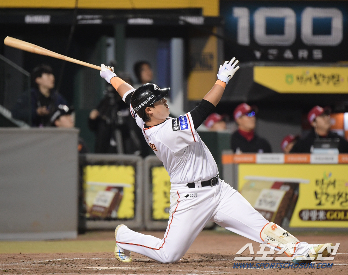 '16안타 15득점' 메가이글스포 대폭발! 한화, 롯데 24이닝 연속 무…