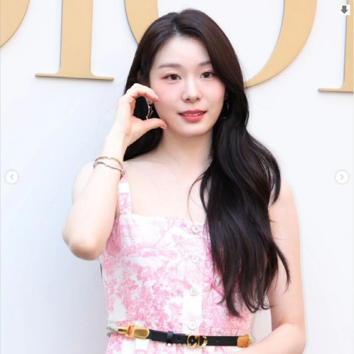 [SCin스타] 화질 깨져도…'퀸연아' 미모 어디 안가! 김연아 사진 업…