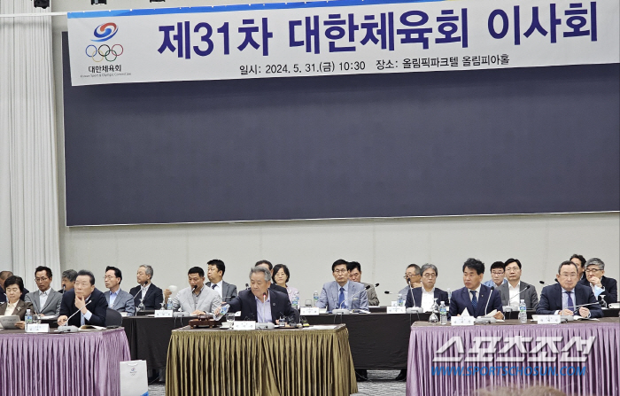 이기흥 대한체육회장"지금은 파리올림픽 집중...이슈는 올림픽후 체육인 의…