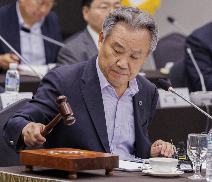 이기흥 대한체육회장"지금은 파리올림픽 집중...이슈는 올림픽후 체육인 의…