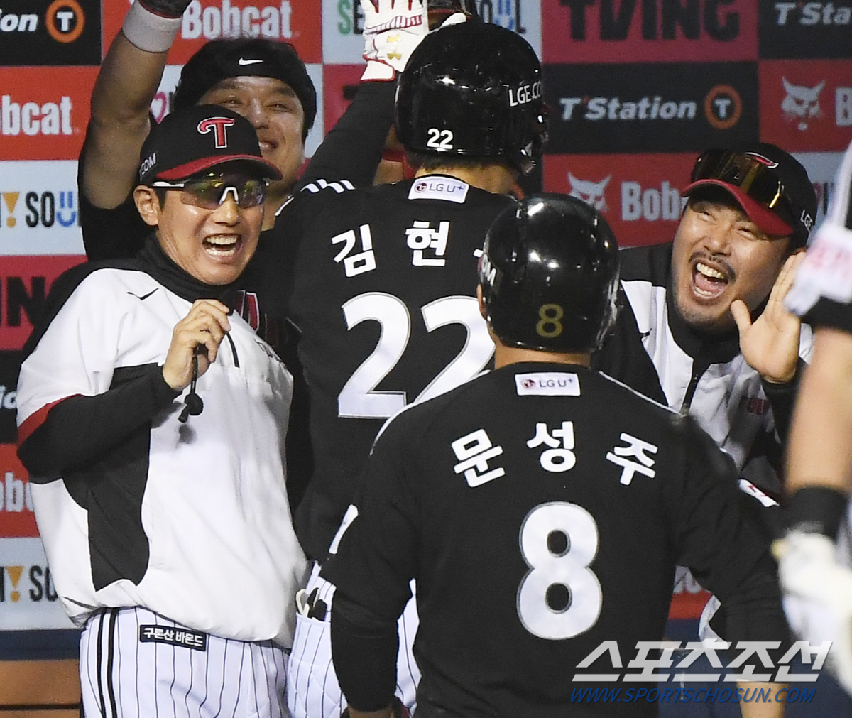 "그동안 해준 게 많다"…아찔했던 3실점, 사령탑은 잊지 않은 39세 베…