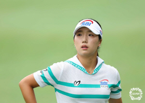 [KLPGA] '데일리 베스트' 이동은, Sh수협은행 MBN 오픈 2R 단독 선두