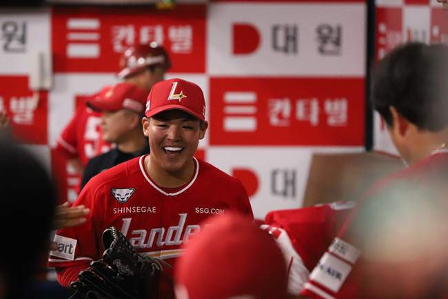 냉정한 현실인가, 굴욕인가. 日 독립리그 투수의 KBO 데뷔전 승리, 어…