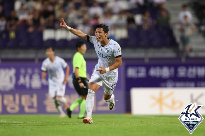 '승리 절실했는데…' 부산-수원, 간절함만 가득했던 1-1 무승부 공방