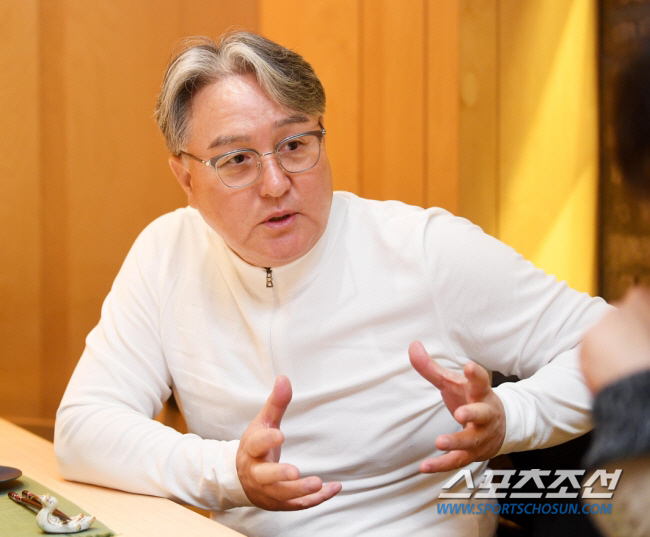 '보안 유지 실패' 쇼킹한 감독 선임 대세는 끝났다, 강한 리더의 시대가…