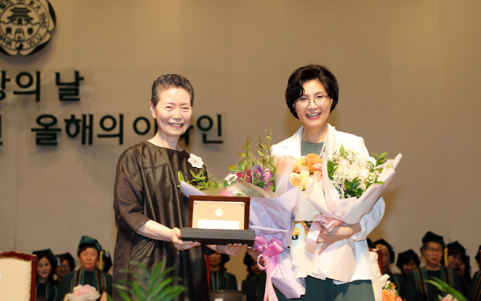 상원의료재단 힘찬병원 박혜영 이사장, '빛나는 이화인'상 수상…사회공헌·…