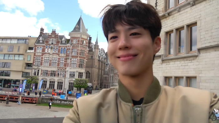 박보검, 벨기에 출장 중 수하물 운송 사고 '당황' "내일 공연인데...…