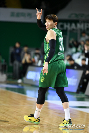 DB 두경민, LG 이관희 트레이드 공식 확정. 비하인드 스토리 
