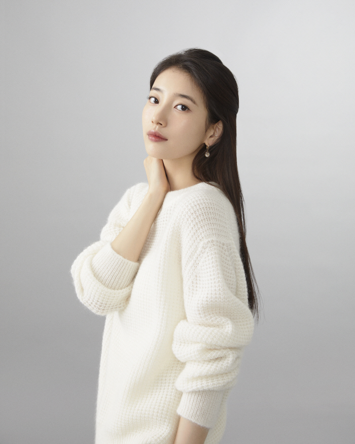 [인터뷰③] 수지 "수지로 사는 기분? 수지 맞은 기분이죠"('원더랜드'…