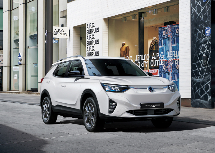 KG모빌리티, 전기 SUV '코란도 EV' 출시