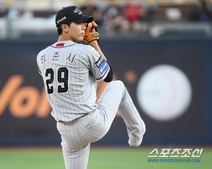 896승→6년 만에 1승 추가, 달의 승리 시계 다시 움직인다…'김경문호…