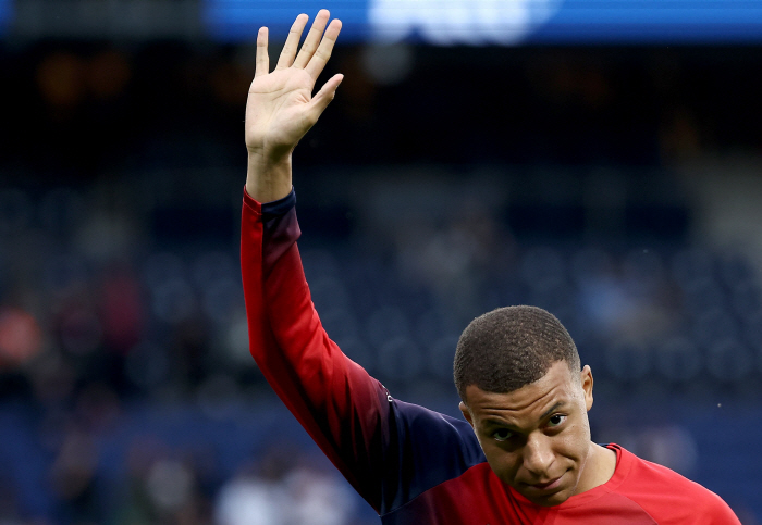 '레알 마드리드행 확정 후 첫 기자회견'나선 음바페의 충격 폭로 "PSG…