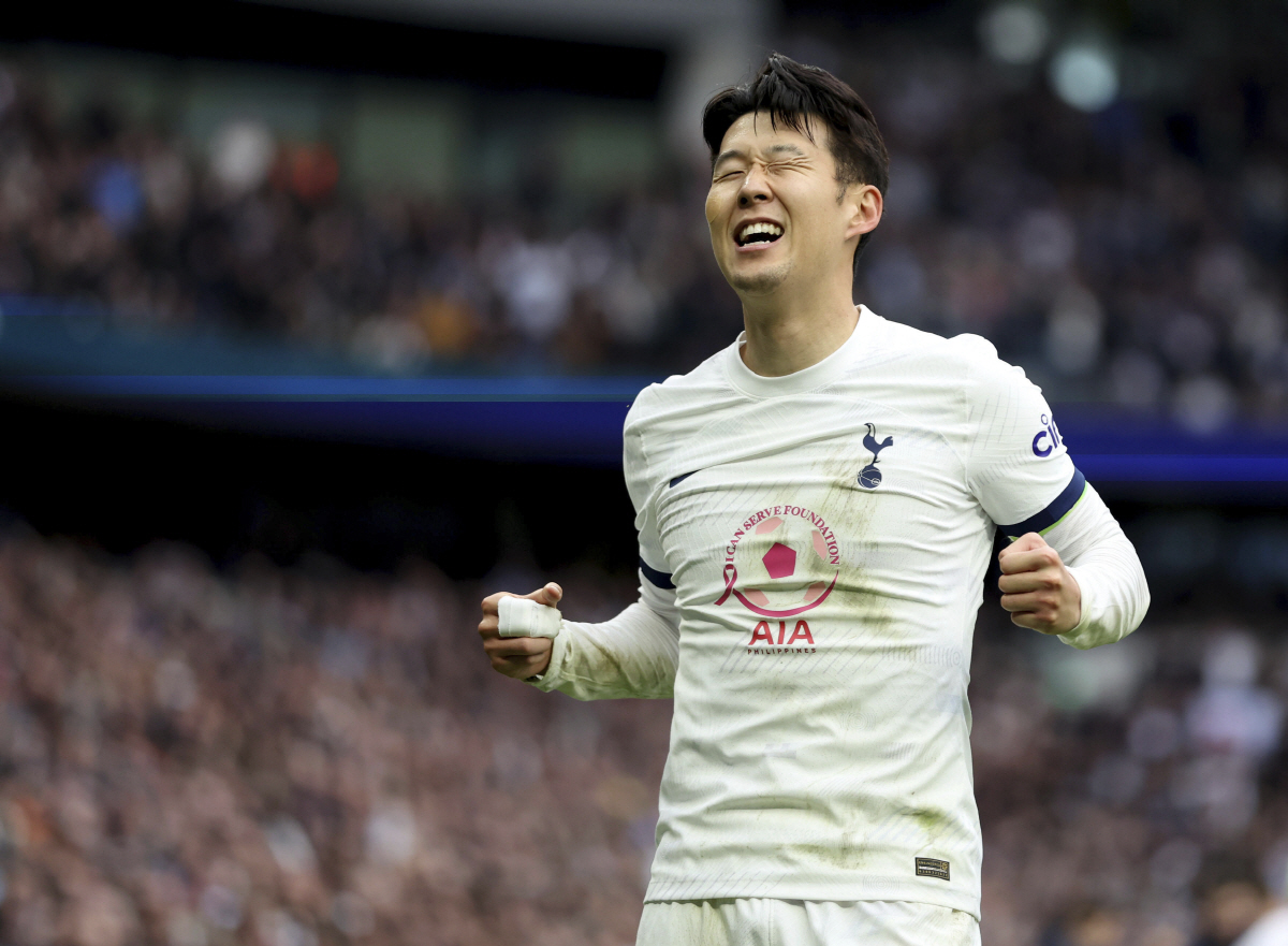 '역시 월클' 손흥민, ESPN 선정 2024년 최고의 공격수 '톱10'…