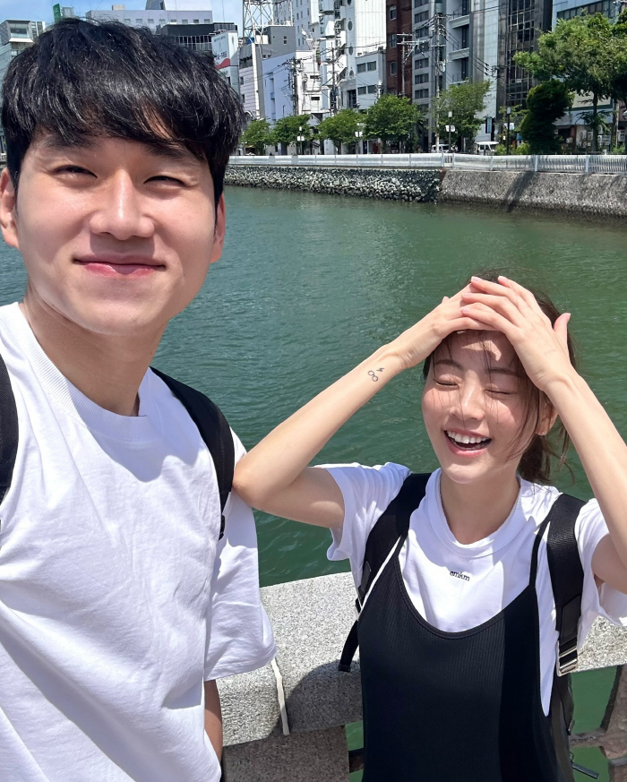 [SCin스타] 햇살에 절로 감기는 눈! 곽민정, '♥문성곤'과 후쿠오카…