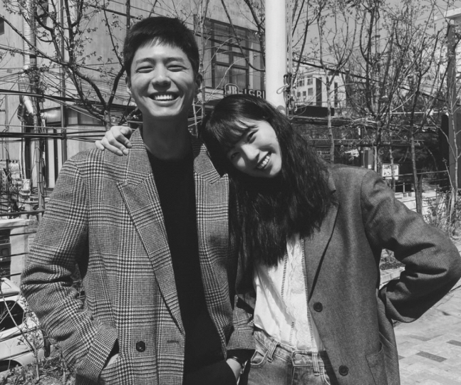 이러니 과몰입 하지…박보검♥수지, 진짜 사귀는 거 아니야?