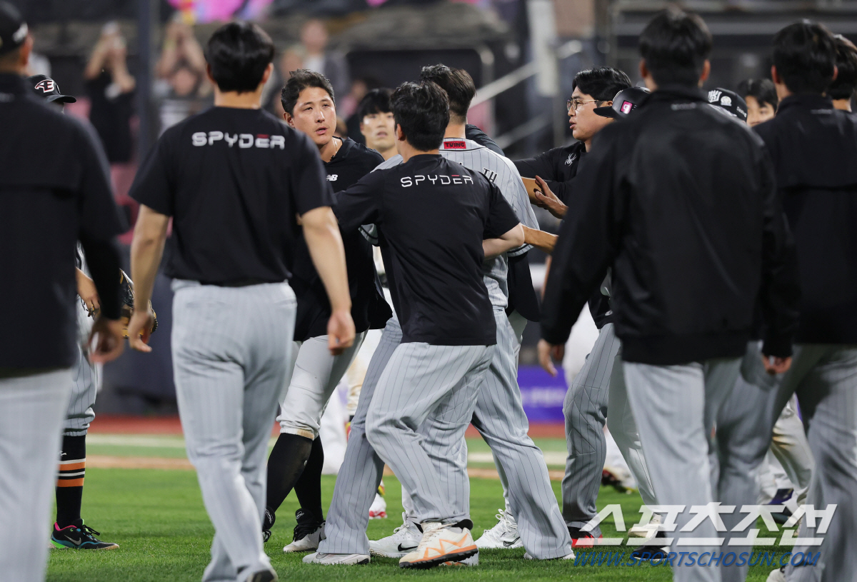 "야 너 이리로 와봐"…10점 K에 포효→사과에도 참지 못한 분노 'KT…