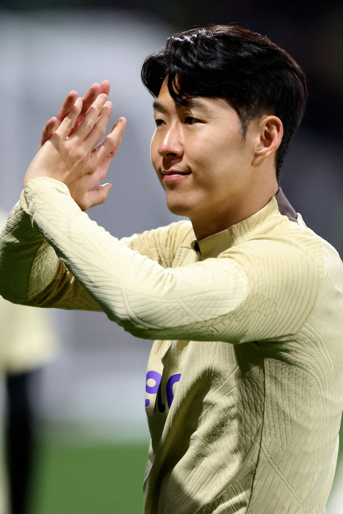 "소니 8월에 보자", "H, 한국에서 경기 기대" 케인과 손흥민의 여전…