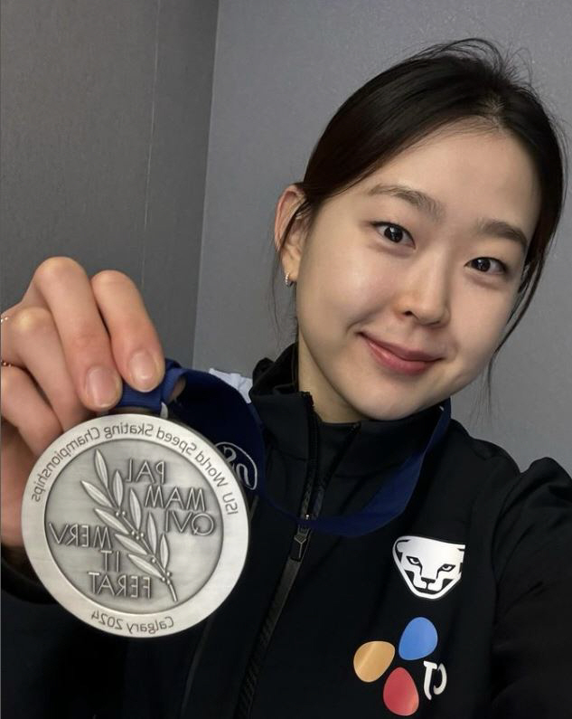 "빙상3金,우리시대 최고의 여성선수" 나란히 빙상연맹 최우수선수상[오피셜…