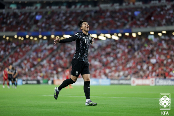 '손흥민-이강인 멀티골+주민규-배준호 데뷔골' 한국, 싱가포르에 7-0 …