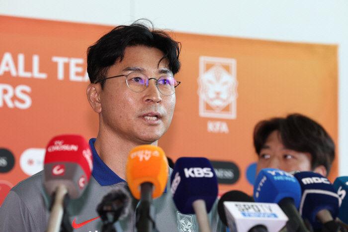 '손흥민-이강인 멀티골+주민규-배준호 데뷔골' 한국, 싱가포르에 7-0 …